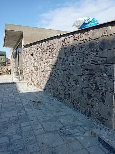 Dekorativ daş üzlüklə hasar və fasad işləri Təsvir: - Təbii daş