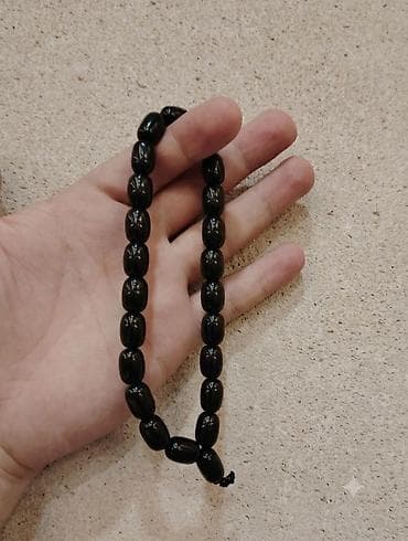 Aksesuarlar: Məhsul: Təsbeh dəsti (bir neçə model) Təsvir: - Fərqli ölçü və — 2