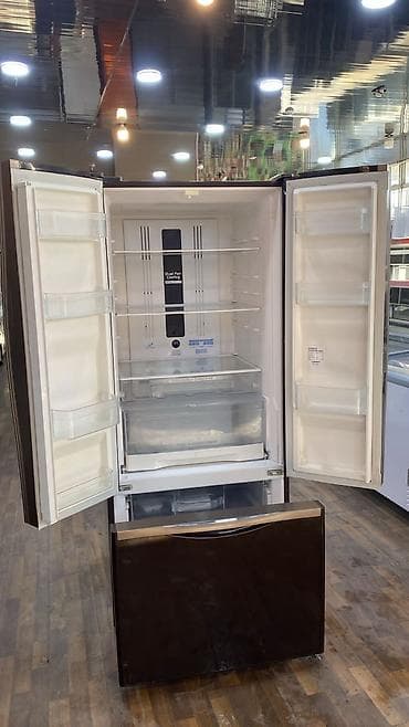 disklərin satışı: 3 qapılı Hitachi Soyuducu Satılır, rəng - Qəhvəyi — 1