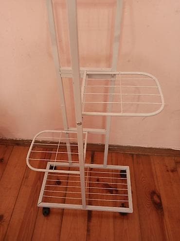 limon ağacı satışı: Hündürlüyü 90 sm
Dibçək saxlayan 
Ünvan Xırdalan — 2