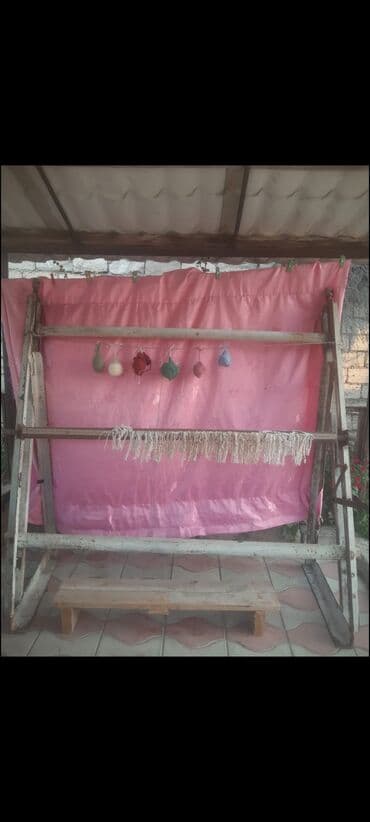 parcalar ve qiymetleri: Ənənəvi xalça toxumaq üçün istifadə olunan möhkəm ağacdan hazırlanmış — 1