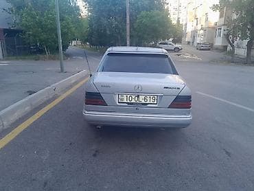 şam disk 17: Mercedes-Benz W124: 2.2 l | 1993 il Sedan — 6