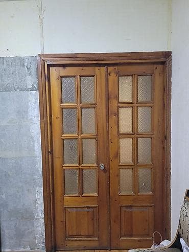 İkiqat taxta iç qapı - Material: təbii ağac (klassik qəhvəyi ton)