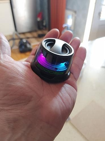 kalonka blutuz: Mini portativ Bluetooth dinamik - Ovuc ölçüsündə kompakt korpus, 360° — 2