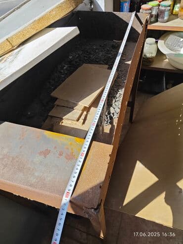 tekerli mangal: Dəmir manqal. İstənilən məkanda rahatlıqla istifadə edilə bilər. Dəmir — 6