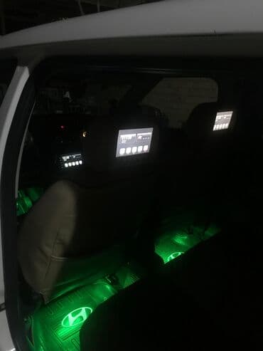 дом на колесах turbo az: Skoda Fabia Combi, ağ rəng, universal kuzov. Özəlliklər: - Geniş — 8