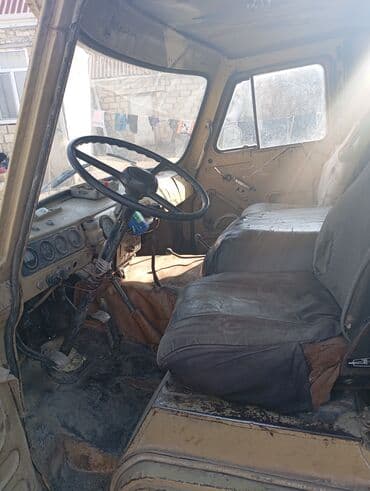 авто шторки выдвижные: Грузовики — 6