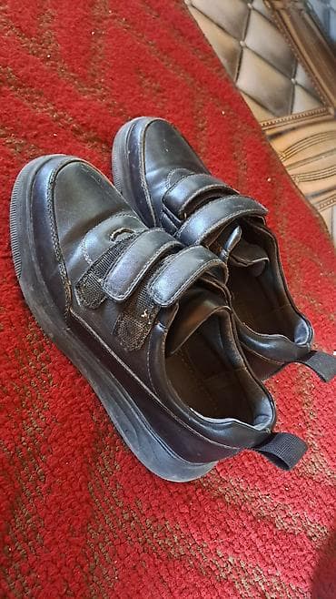 ayyaqabı: Kişi ayaqqabıları paketi - 1 cüt klassik qara mokasin: üst hissə — 9