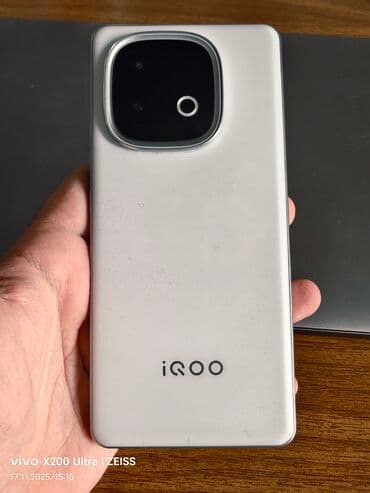 iphone 12 bakida: Vivo iQOO 10 Pro, 256 GB, rəng - Ağ, Sensor — 3