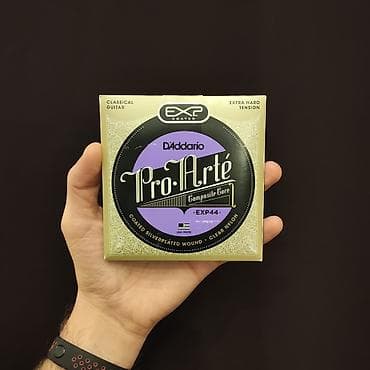 gitara simləri: Klassik neylon simlər Daddario EXP44 Komplektdə 6 sim var (3 neylon — 1