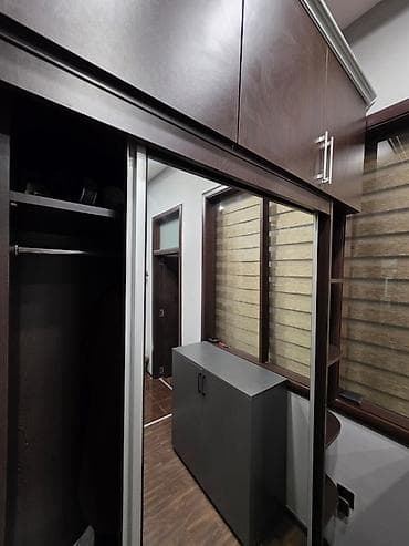 антресоль: İşlənmiş, 2 qapılı, Güzgülü, Qəhvəyi, Kupe, Düz dolab — 4