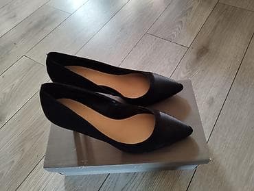 Женская обувь: Размер 37.5-38, Новые. Charles and Keith da və — 2
