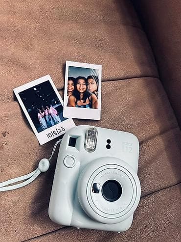 mikrofon mini: Fujifilm Instax Mini 12 ani fotoaparatı – pastel açıq mavi rəng — 1