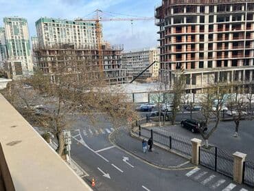 bina az musfiq qesebesi kohne tikili: Koroğlu Rəhimov küçəsi, Baku Voice-un binası, yeni tikili 20 mərtəbəli — 16