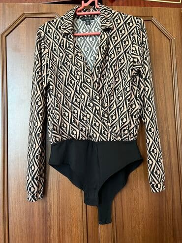 женская шифоновая блуза: Боди-блузка в хорошем состоянии 
Bodi bluz — 1