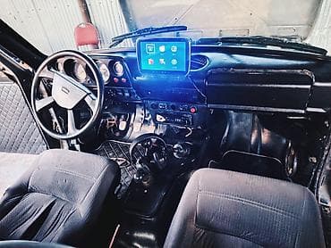 kia sorento 2020: LADA Niva (VAZ 2121/21213) off-road avtomobili - Kuzov: 3 qapılı, boz — 1