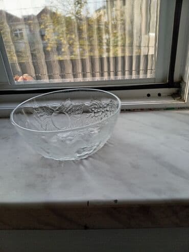 Məhsul: Mətbəx və elektronika əşyaları dəsti (şəkillərdə