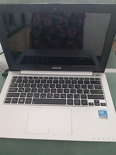 acer notebook adapter: ASUS noutbuk - Korpus: parlaq çəhrayı rəngli üst qapaq, gümüşü daxili — 2