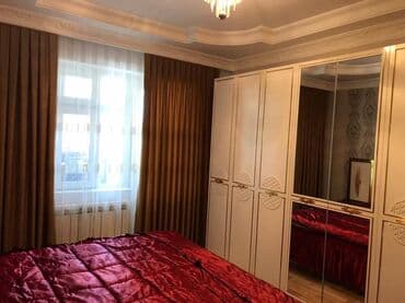 merkez: Bakı, 4 otaqlı, Köhnə tikili, m. Xalqlar Dostluğu, 120 kv. m — 10