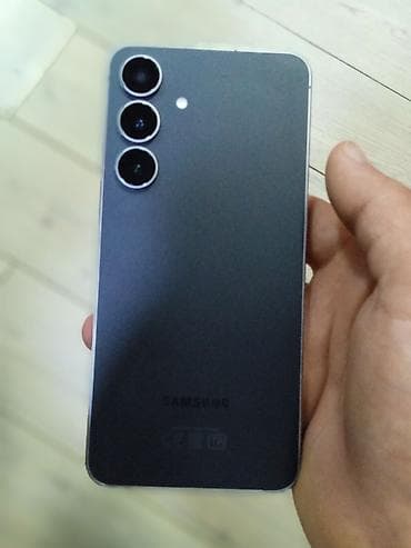 ikinci el iphone 5 s: Samsung Galaxy S25 FE, 256 GB, rəng - Boz, Sensor, Barmaq izi, Simsiz şarj — 3