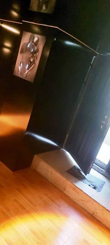 xirdalan yeni tikili binalar: Nizami kinoteatrının yanı yarı zirzəmi ümumi sahəsi 145 kvm-m olan — 9