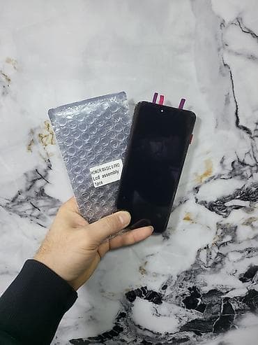 Avtoelektronika: Honor Magic 6 pro ekranı. Servisimizdə ekranı çat olan — 1
