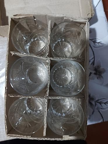 6 ədəd xrustal stəkan.Sovet vaxtı almışdım.25 man