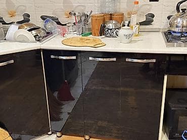 ag metbex mebelleri: Mətbəx mebel dəsti - Üst modullar: krem rəngli, parlaq örtüklü — 4