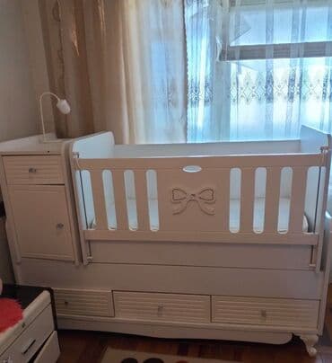 1 ayliq usaq sekilleri: Oğlan və qız üçün, İşlənmiş, Yumru, Beşik, Dəst ilə, Matras ilə, Yellənmə mexanizm ilə — 1