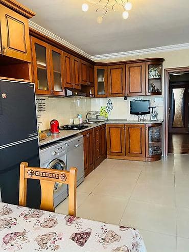 sadə ev çertyojları: Gəncə, 3 otaqlı, Köhnə tikili, 99499330 kv. m — 1