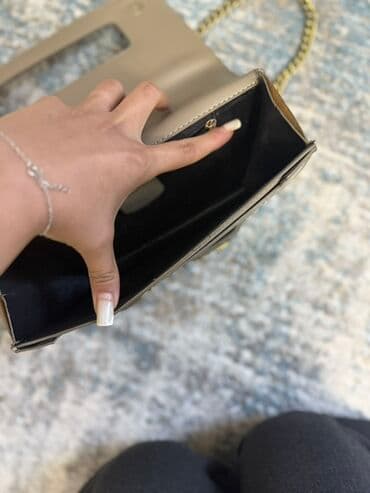 qedimi mirvari: Çiyin çantası, Dior, İşlənmiş — 2