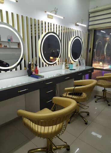 salon bas vanasi: Yeni, Saş kəsimi üçün masa, Güzgülü — 2