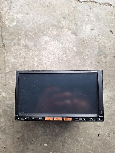 Panasonic CN-HW880D (CN-HW880D/CN-HW880D-7999T etiketli) avtomobil