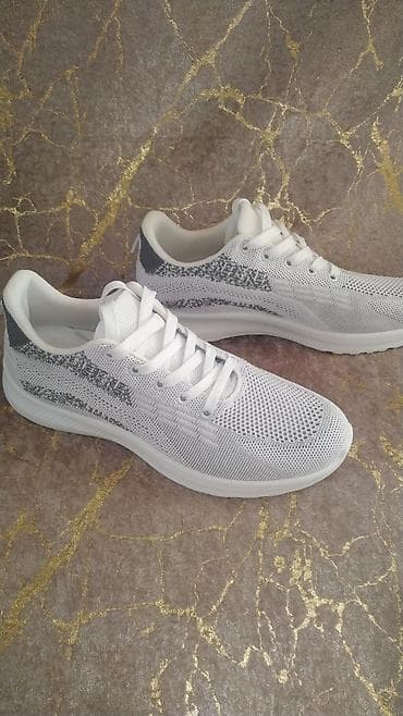 Səndəl və şəp-şüplər: •Brend: KHAYT 🇹🇷 •Model: Sneaker Sport (gündəlik gəzinti) •Rəngi: Boz — 4