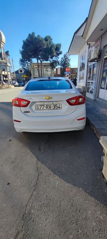 hyundai i20 qiymeti: Chevrolet Cruze: 1.4 l | 2016 il 207309 km Sedan — 5