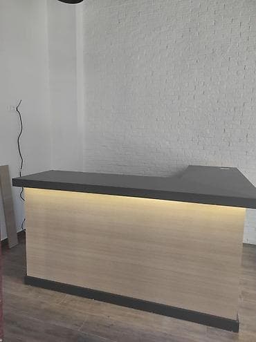 tankda mebel fabrikləri: Resepsiyon/qarşılama stolu – L formalı, işıqlı - Dizayn: L formalı — 3