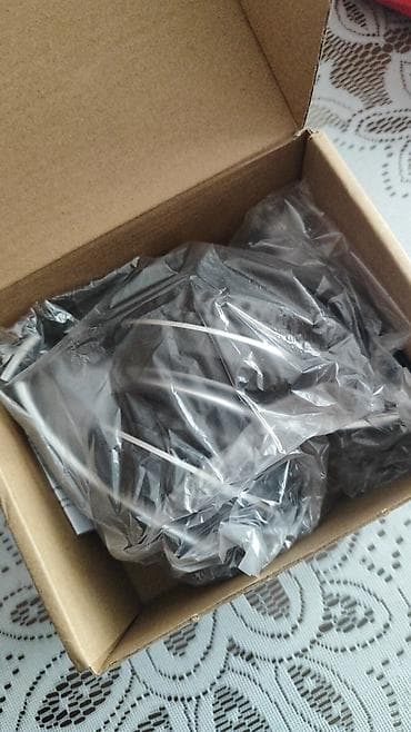 mi tv stick: Bluetooth simsiz on-ear qulaqlıq Xüsusiyyətlər: - Bluetooth — 2