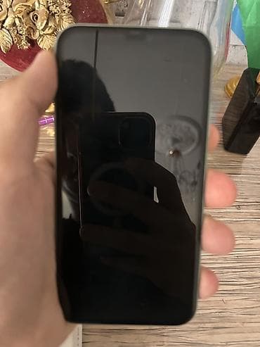 x apple: IPhone 11, Yaşıl — 6