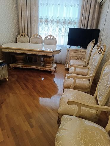 stol uzlukleri: Qonaq otağı üçün, İşlənmiş, Açılan, Oval masa, 8 stul — 4