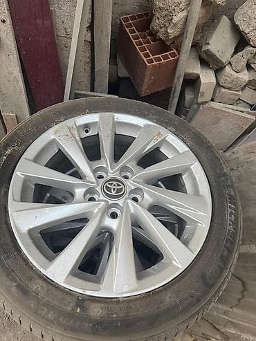 passat diski: Toyota üçün orijinal yüngül lehimli disk və təkər komplekti - Disk — 1