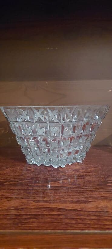 qend qablari: Meyvə qabı, xrustalağır. cutu 40azn. 
tek tek 25azn — 1