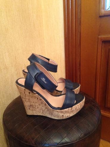 37 размер одевались один раз