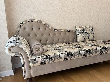 Klassik üslubda elegant çarpayı-divan (şezlong tipli) - Rəng