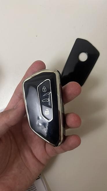 avtomobil çexollari: Mercedes Benz BMW, Volkswagen, Nissan, Kia, Ford Avtomobil üçün ağıllı — 1