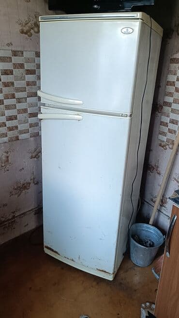 soyuducu ev ücün: İşlənmiş 2 qapılı Atlant Soyuducu Satılır, rəng - Ağ — 1