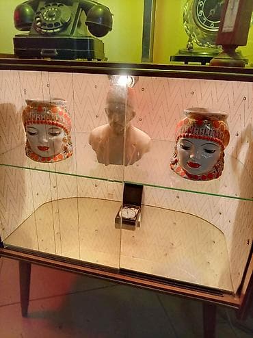 Restoran, kafe avadanlığı: Şüşəli dolab vitrini — 1