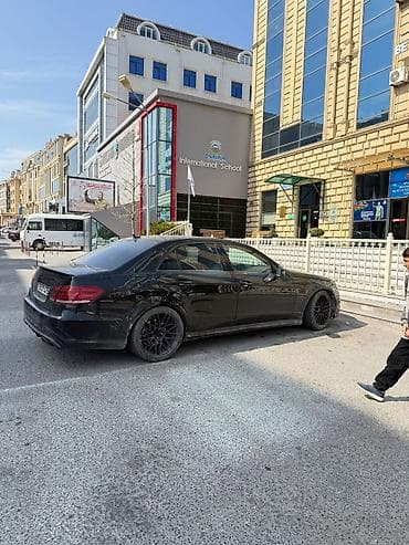 range rover 2019 qiymeti: Mercedes-Benz : 3.5 l | 2010 il Sedan — 4