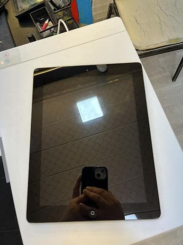 ipad 4 mini: İşlənmiş Apple iPad 2 (2011), 9,7", 64 GB, Pulsuz çatdırılma — 2