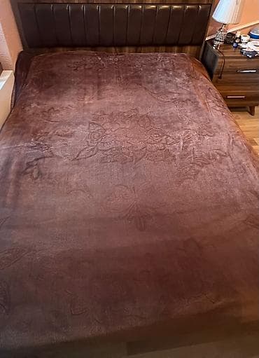 divan parcaları: İsti və yumşaq qalin adyal - Material: qalın, tüklü — 1