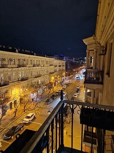 Bakı, 28 May, 2 otaqlı, Köhnə tikili, m. Sahil, 35 kv. m — 10